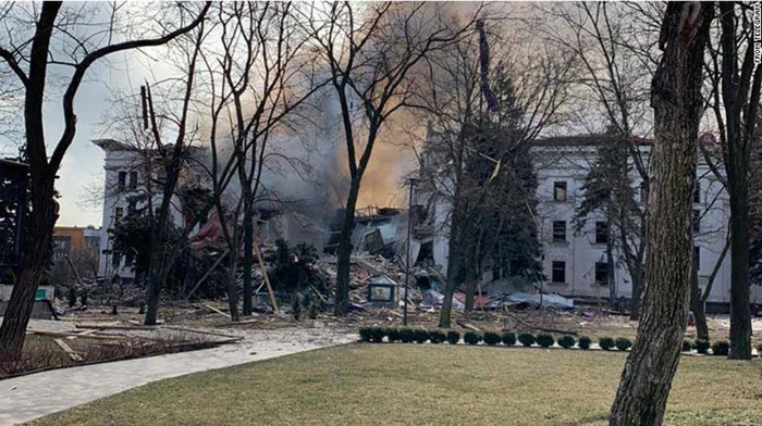 Credit: T.Lister, O.Voitovych,T.John: CNN.March 16, 2022. The Drama Theater in Mariupol, where hundreds were taking refuge, sustained heavy damage in a bombing on March 16.