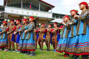 Auba Rukai Children’s Choir, from the indigenous Rukai tribe in Taiwan and connected to Philippines via shared Austronesian heritage. The Choir will be sharing their culture through performances, workshops, and exhibitions throughout the event in both Toronto and Vancouver.