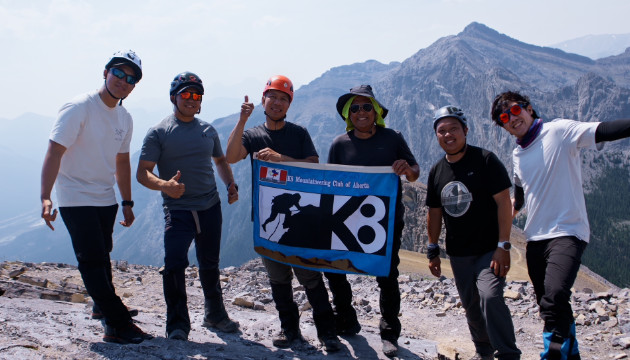 K8 induction climb at the summit of Mount Yamnuska in Alberta. Photo by Leonard Maglalang.
