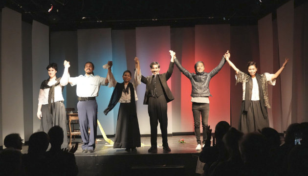 Pepe's cast acknowledge standing ovation from audience. Photo by Sid Emmanuel and Francis Matheu.